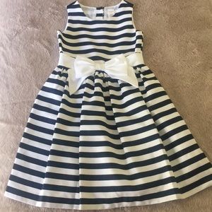 Girls size 8 spring/summer casual dress